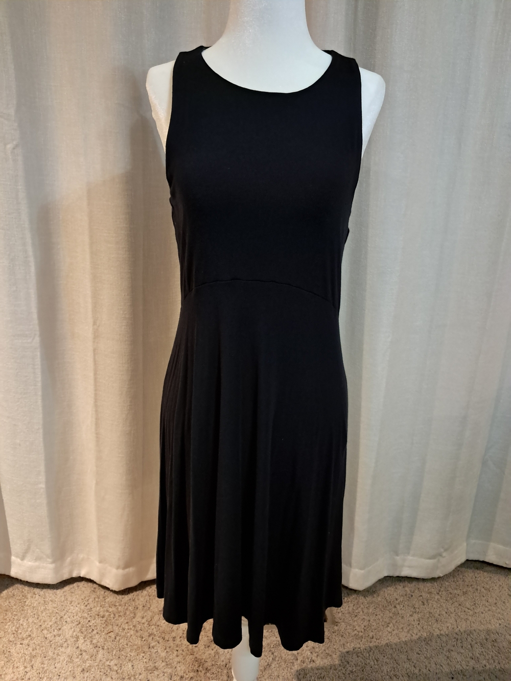 Classic Black Sleeveless Swing Dress